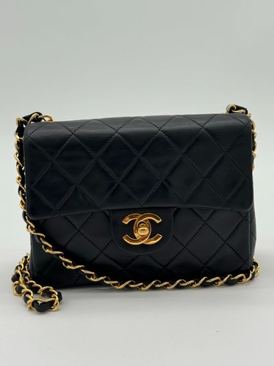 Chanel Chanel Mini vintage lambskin flap bag 24kt hardware — photo 12