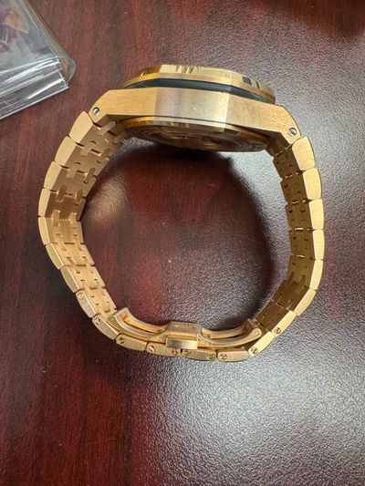 Audemars Piguet Audemars Piguet Royal Oak Brick Champagne dial Rose Gold Watch Only 26470OR Very Good Automatic — photo 6