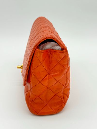 Chanel Chanel Vintage Classique lambskin medium clutch — photo 4