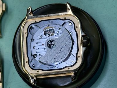 Cartier Cartier Santos yellow gold White dial Box and Papers WGSA0029 Very Good — photo 20